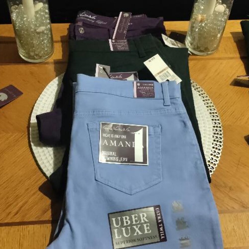 Gloria Vanderbilt - Amanda Jeans - Size - 12 average